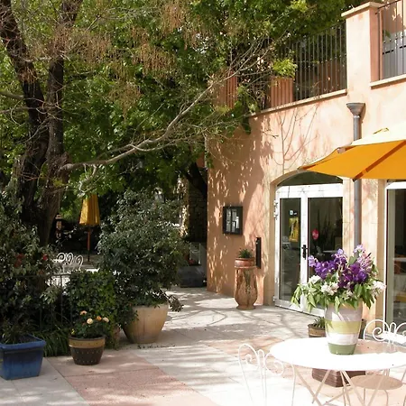 Restaurant Logis Le Relais Du Vivarais Viviers