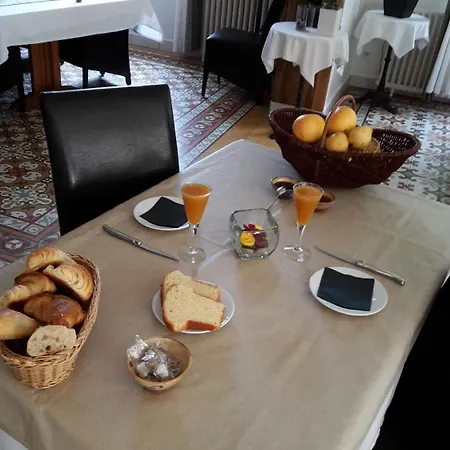 Hotel Restaurant Logis Le Relais Du Vivarais 2*