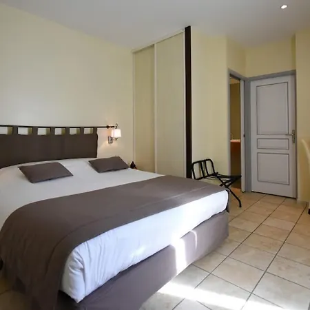 Hotel Restaurant Logis Le Relais Du Vivarais 2*