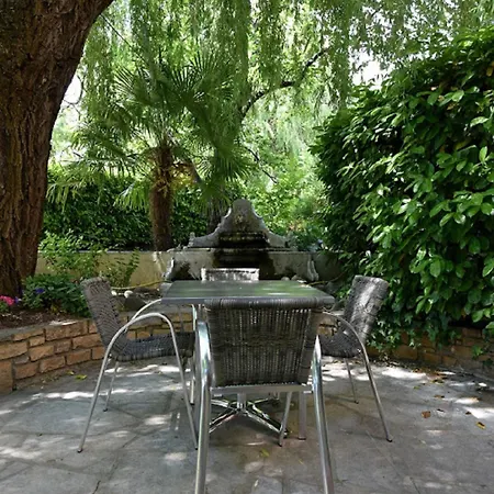 Restaurant Logis Le Relais Du Vivarais 2*
